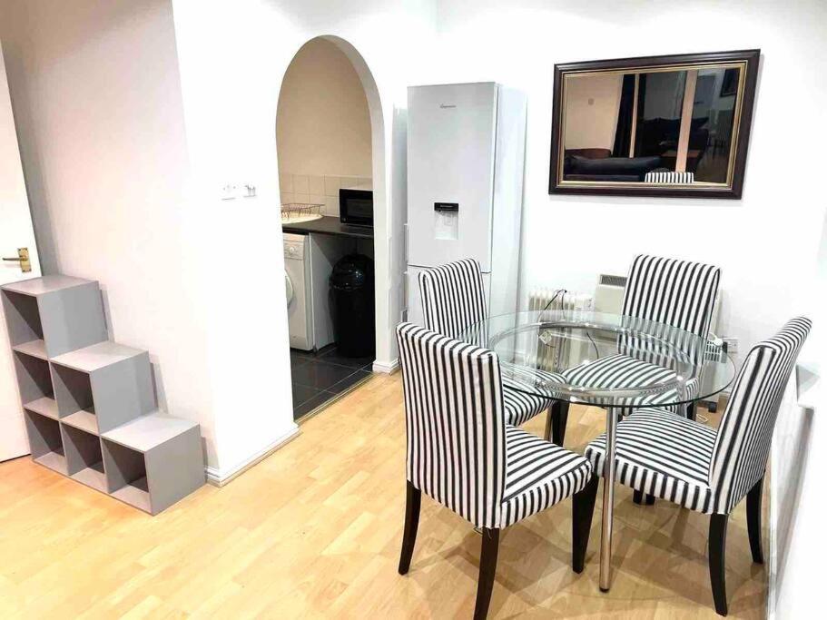 Quayside City Escape - Liverpool Luaran gambar