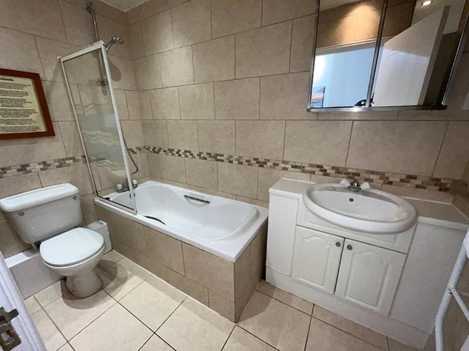 Quayside City Escape - Liverpool Luaran gambar